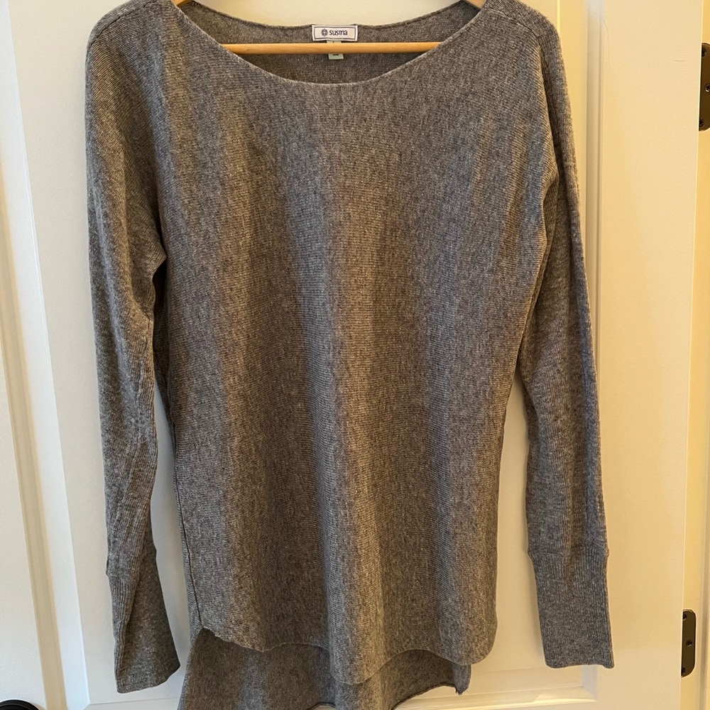 Susina Heather Gray Knit Top NWOT